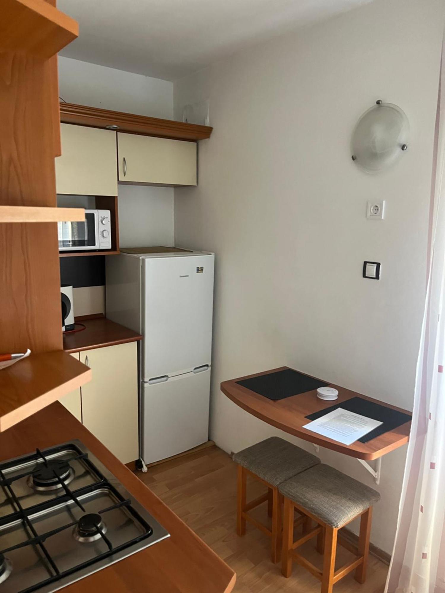 Leon Apartman Beci Exterior foto