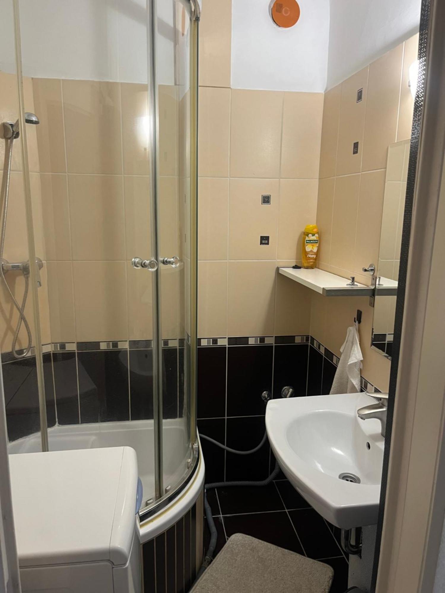 Leon Apartman Beci Exterior foto